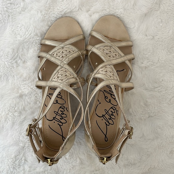 LIBBY EDELMAN WEDGE SANDALS - Picture 4 of 5